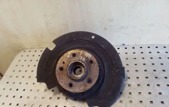 Mercedes-Benz ML W163 Rear wheel hub