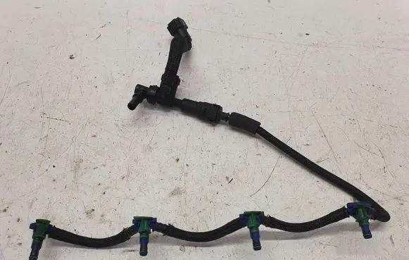 Fuel return line/hose