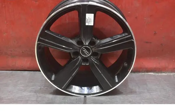 Audi e-tron R18 alloy rim 4KE601025S