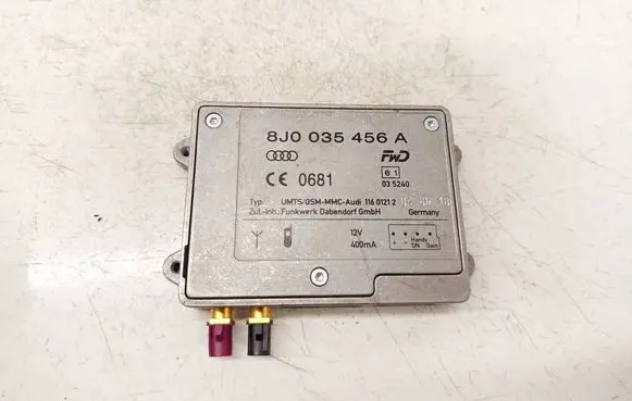 Audi A4 S4 B8 8K Antenna control unit 8J0035456A