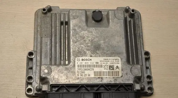 Peugeot 508 II Engine control unit/module 9830225780