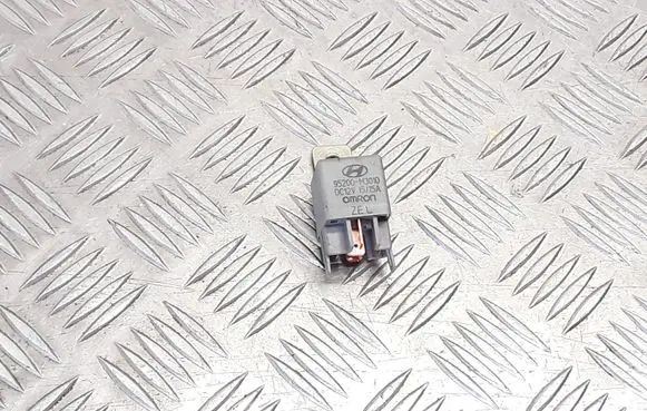 Hyundai Terracan Other relay 95200M3010