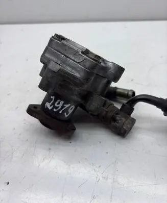 Peugeot 407 Power steering pump