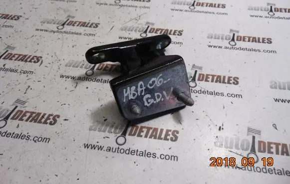Mercedes-Benz A W169 Rear door upper hinge