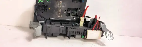 Mercedes-Benz E W212 Fuse module 5DK01102345 2129009922 2129020002