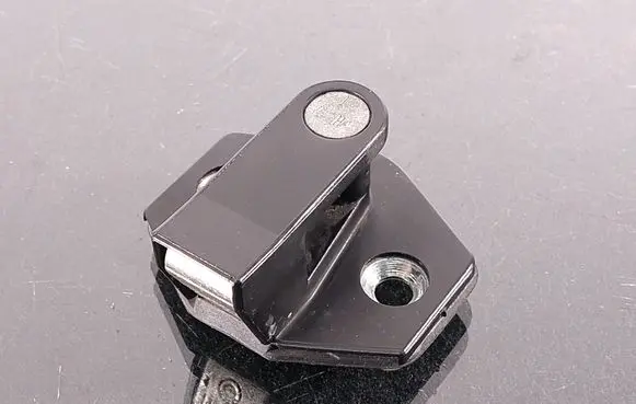 BMW 5 E39 Rear door lock loop/hook striker 8176350