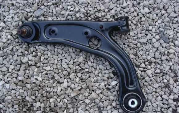Fiat Panda III Front control arm 00520139600