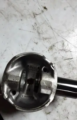 Audi Q7 4M Piston 83L136