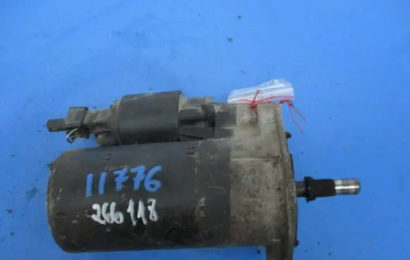 Volkswagen Polo III 6N 6N2 6NF Starter motor