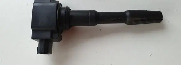 Nissan Pulsar Fuel injector 224332428R