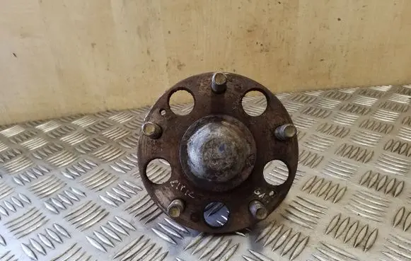 Honda Civic Rear wheel hub
