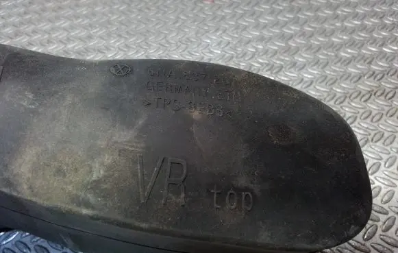 Volkswagen Tiguan Front door check strap stopper 510837206D