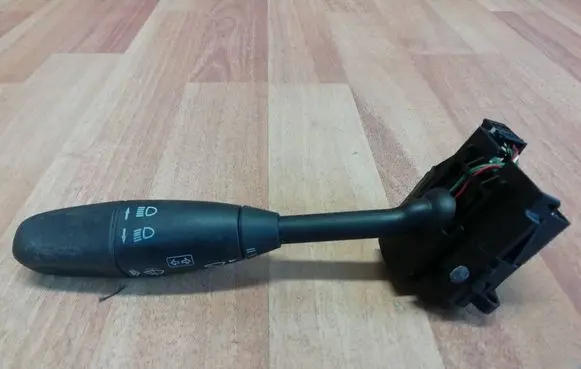 Mercedes-Benz CLS C219 Indicator stalk A1715400144