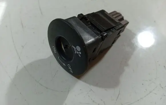 Renault Thalia I Passenger airbag on/off switch 8200113283b