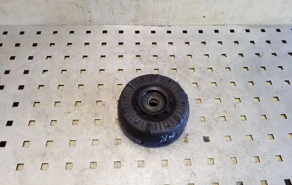 Coil spring mount