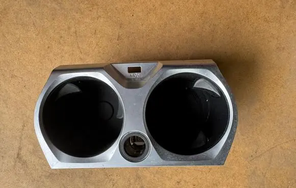 BMW 8 G15 Cup holder 9396505