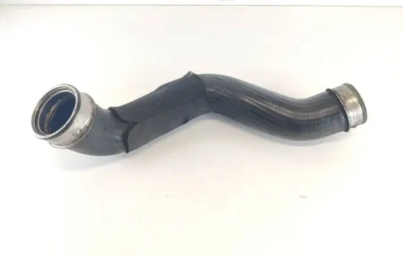 Mercedes-Benz CLS C219 Intercooler hose/pipe