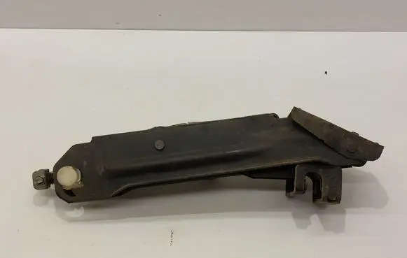 Volkswagen Caddy Lift Jack 2K0011031B