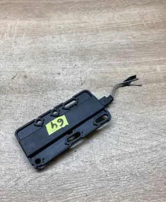 BMW 5 E60 E61 Keyless system antenna 6922211