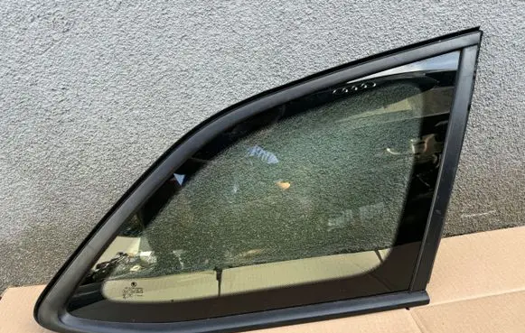 Skoda Octavia Mk4 Rear side window 5E7845298