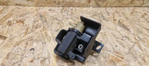 Opel Insignia A Turbo solenoid valve 55573732 70365200