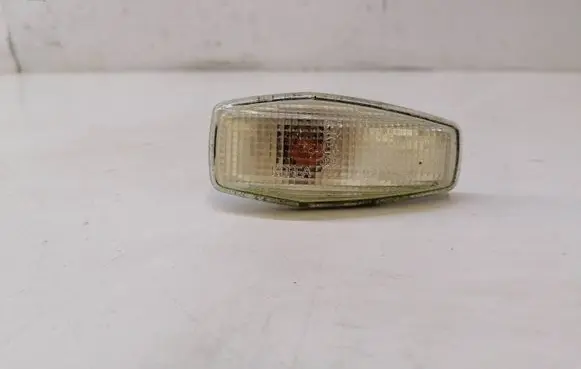 KIA Sorento Front fender indicator light 923043B1