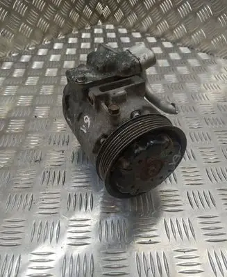 Volkswagen Golf IV Air conditioning (A/C) compressor (pump) Q0820803D