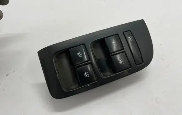 Opel Zafira C Electric window control switch 13305009
