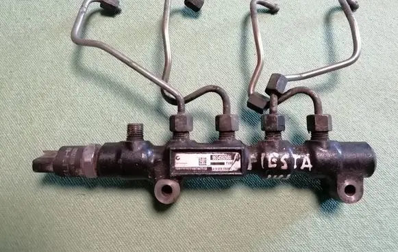 Ford S-MAX Fuel main line pipe 9654592680