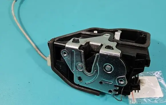 BMW 3 F30 F35 F31 Front door lock 7229461 IMPRK1572699