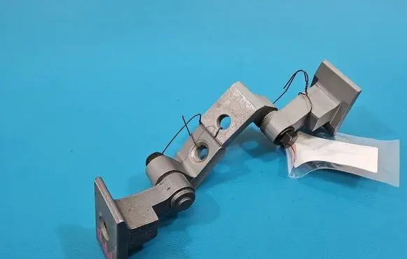 BMW iX1 Front door hinge set IMPRK1573535