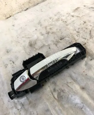 Mercedes-Benz B W246 W242 Front door exterior handle A2047602934
