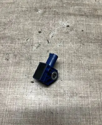 Mercedes-Benz C W204 Airbag deployment crash/impact sensor A2128204926 5WK43872