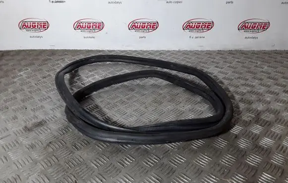 Toyota Auris E180 Rubber seal rear door 