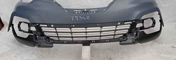 Renault Captur Front bumper 620269604R