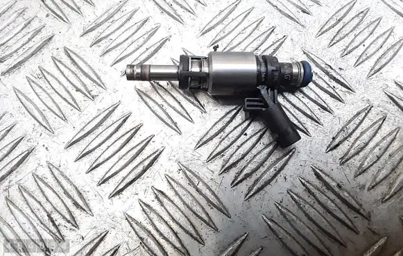 Audi TT TTS Mk2 Fuel injector 06H906036H 0261500074