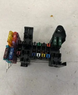 Mercedes-Benz Vito Viano W639 Fuse module 2035400050 08200500 104005795