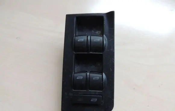 Audi A6 S6 C5 4B Quarter vent window switch 1S8696087