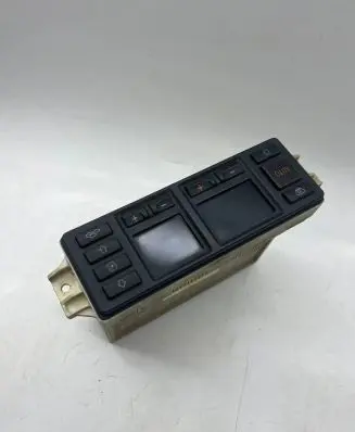 Audi A4 S4 B5 8D Climate control unit PBTAASA