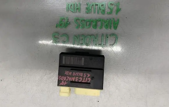 Citroen C3 Aircross Coolant fan relay 9652021180