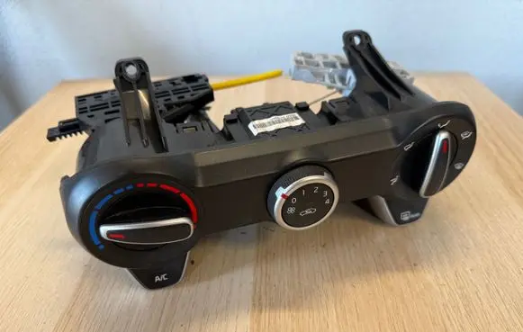KIA Rio Climate control unit 97250H8XXX
