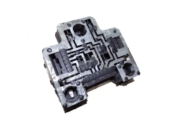 Volkswagen Transporter - Caravelle T4 Tail light bulb cover holder 701945257