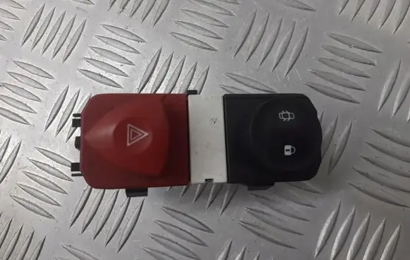 Renault Scenic II - Grand scenic II Hazard light switch 8200095493