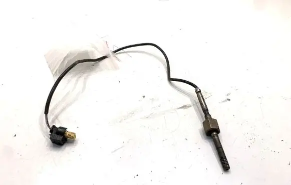 Mercedes-Benz E W212 Exhaust gas temperature sensor A0071536728