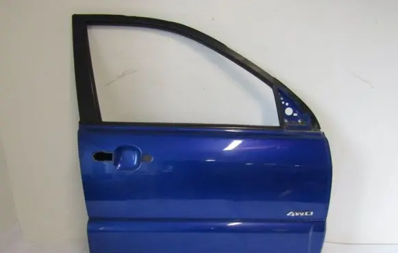 KIA Sportage Front door