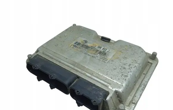 Volkswagen Polo Engine control unit/module ECU 030906032J