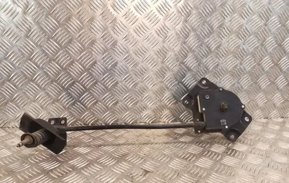 Hyundai Santa Fe Spare wheel mounting bracket 