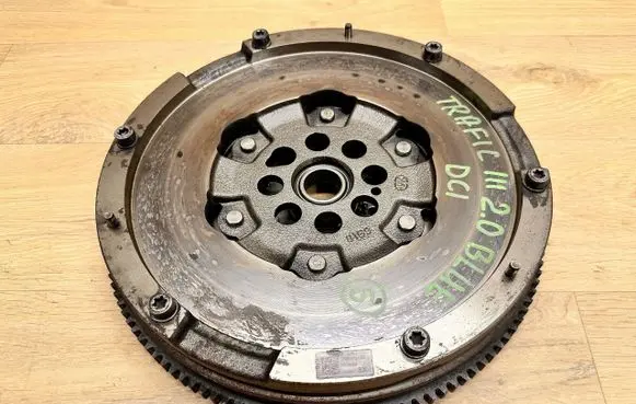 Renault Trafic III (X82) Dual mass flywheel 123101516R
