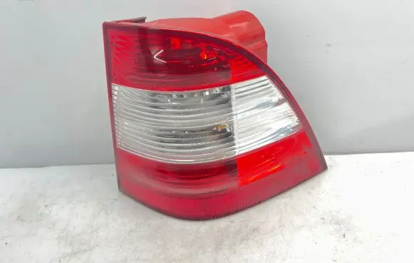 Mercedes-Benz ML W163 Rear/tail lights A1638202064