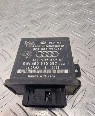 Audi A8 S8 D3 4E Light module LCM 4E0907357